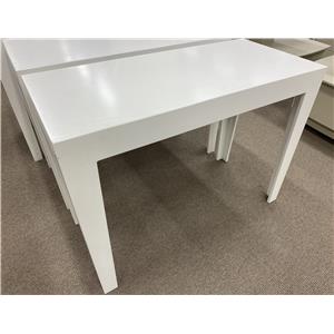 Lot 56

Medium Size Display Tables